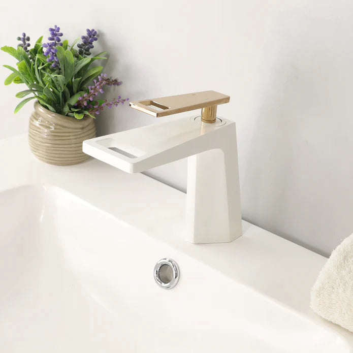 Kodaen Delta Single Hole Bathroom Faucet F11132 - Bhdepot 