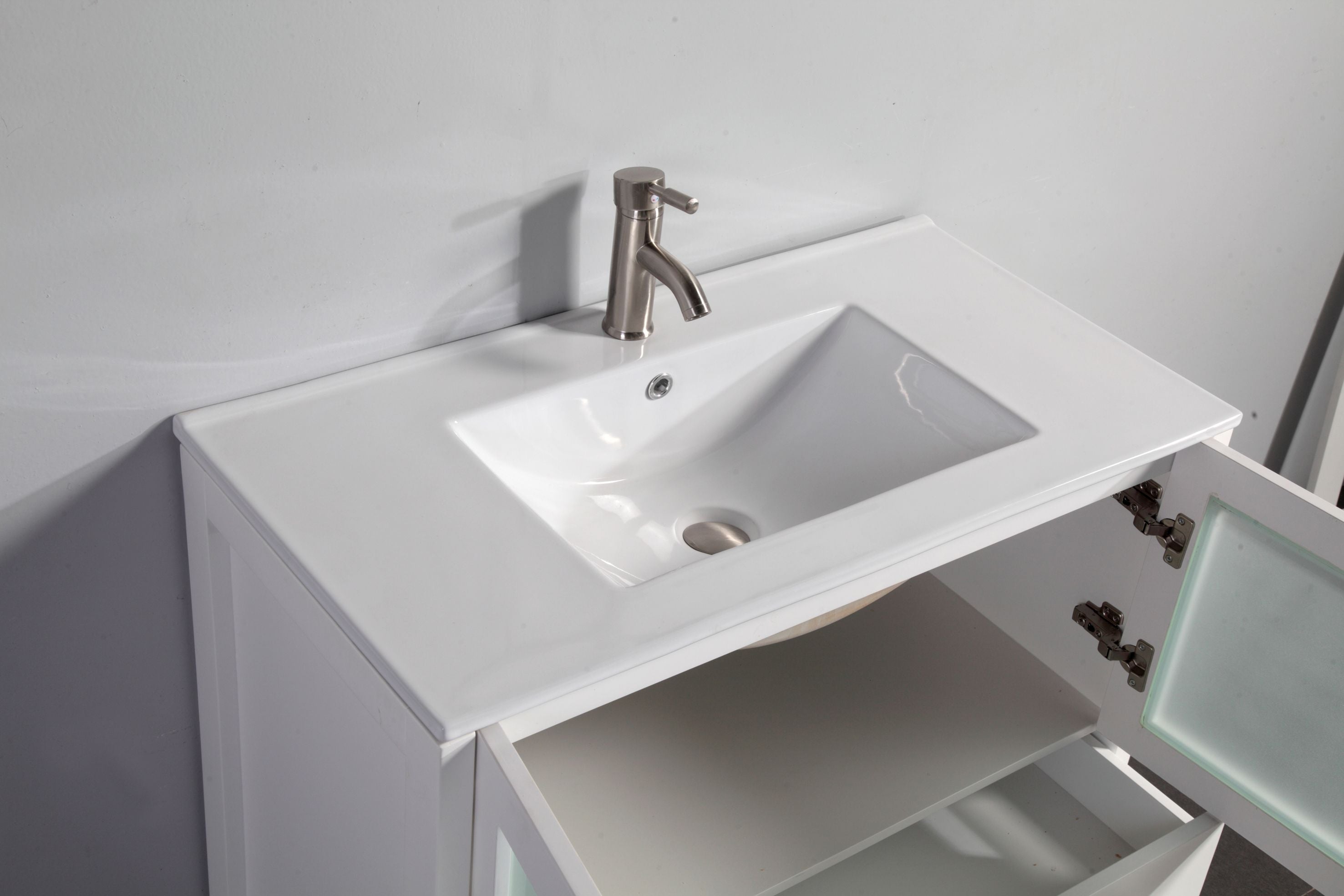 Vanity Art - London 60" Single Sink Bathroom Vanity Set with Sink and Mirror - 2 Side Cabinets - Bhdepot 